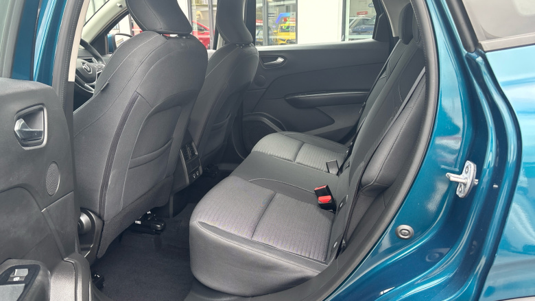 Renault Arkana 1.6 E-TECH Hybrid 145 Iconic 5dr Auto Hybrid Estate